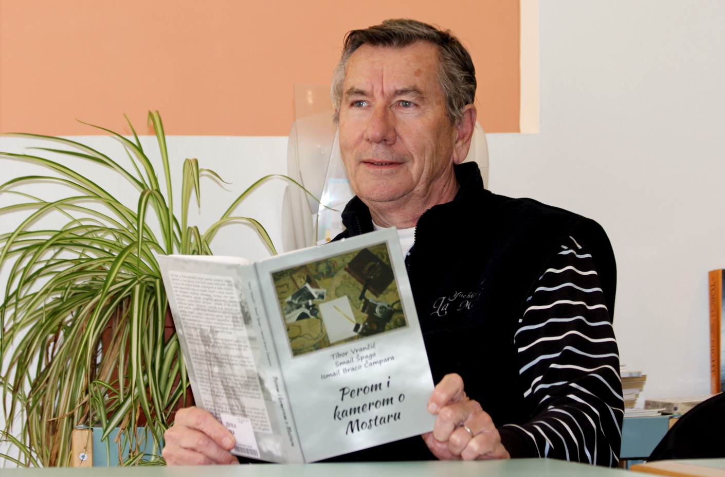 Tibor Vrančić e i suoi libri su Mostar