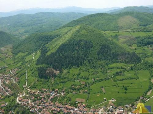 La Piramide del Sole in Bosnia